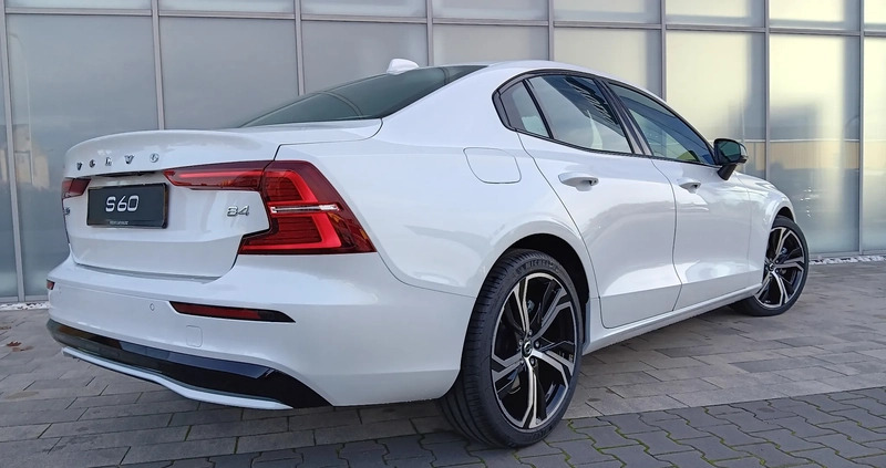 Volvo S60 cena 199714 przebieg: 10, rok produkcji 2024 z Darłowo małe 301